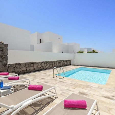 Villa Alicia By Villa Plus بلايا بلانكا المظهر الخارجي الصورة