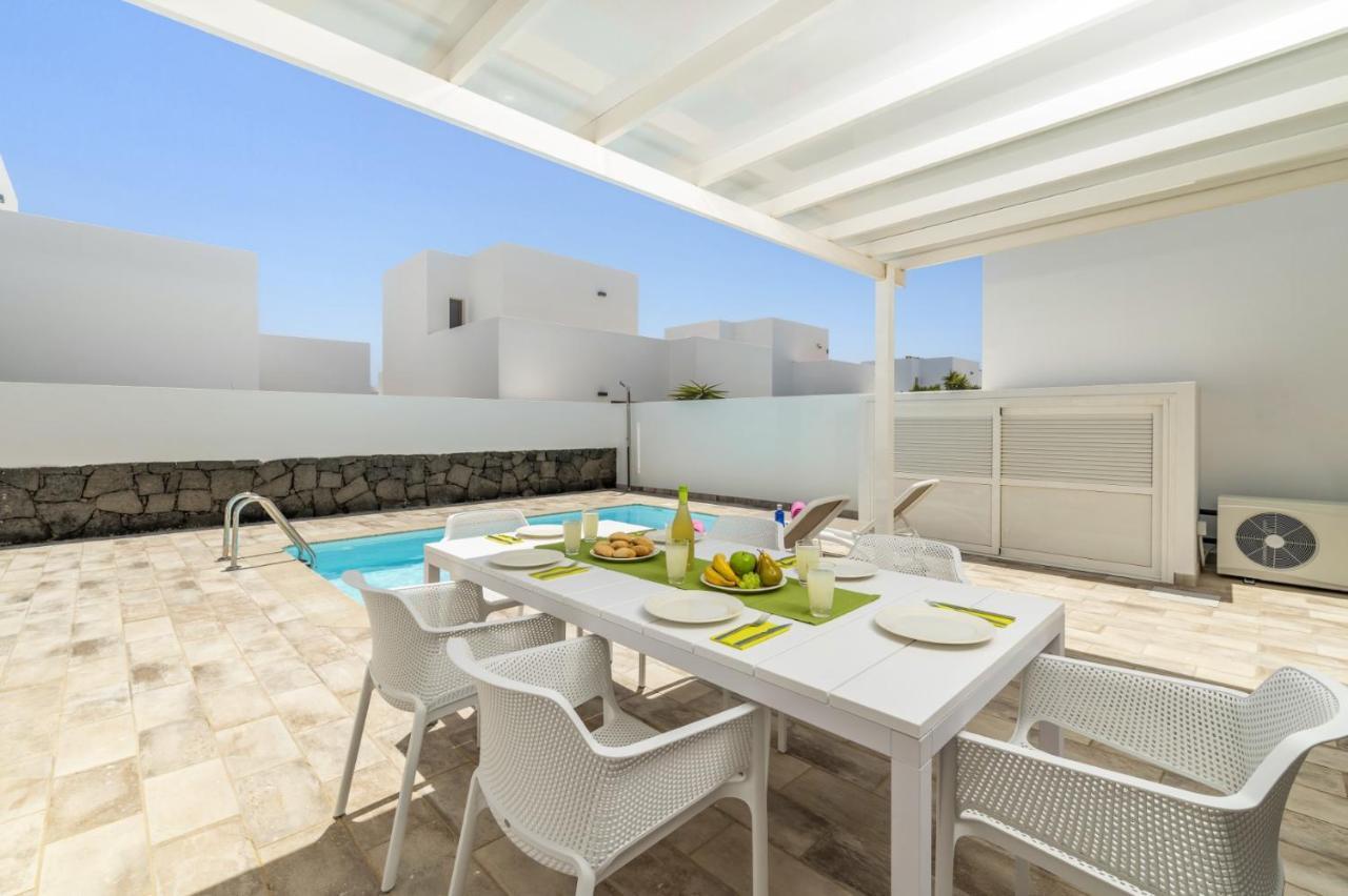 Villa Alicia By Villa Plus بلايا بلانكا المظهر الخارجي الصورة