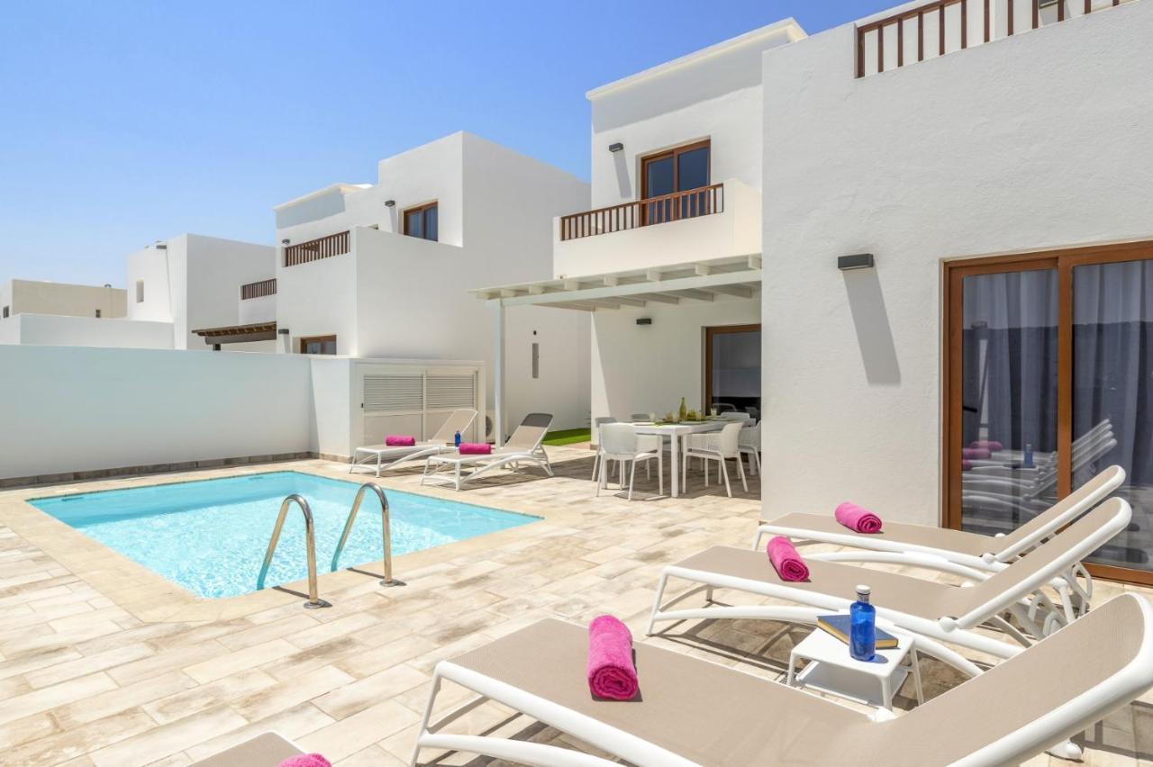 Villa Alicia By Villa Plus بلايا بلانكا المظهر الخارجي الصورة